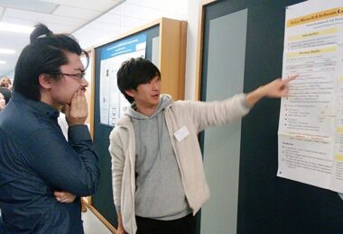 敬和学園大学の学生が、カナダ・トロント大学で開催された学部生対象の言語学会にポスター発表で参加しました