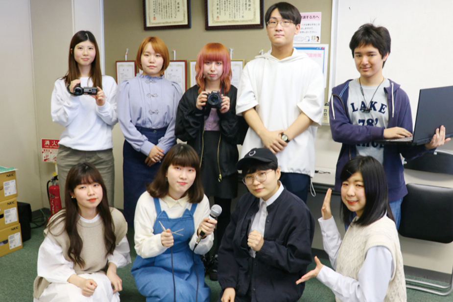 MC、収録、編集、すべて学生が行います