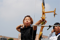 【敬和スポーツ】トップを目指すアーチェリー部