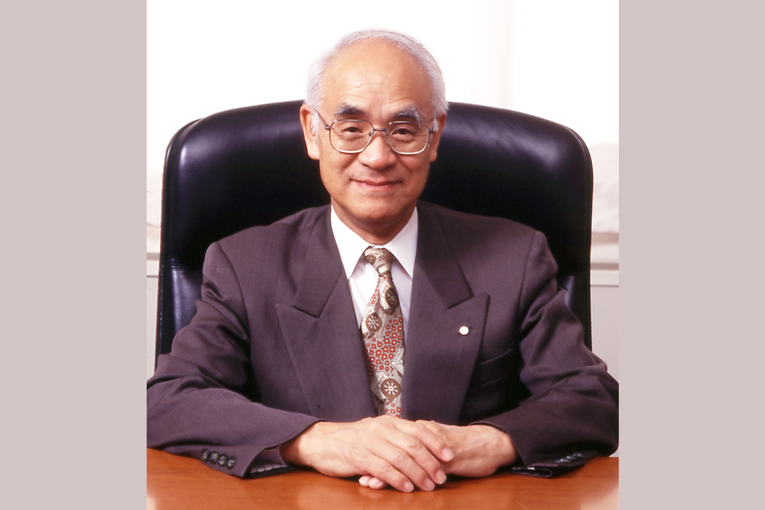 本学初代学長の北垣宗治先生がお亡くなりになられました