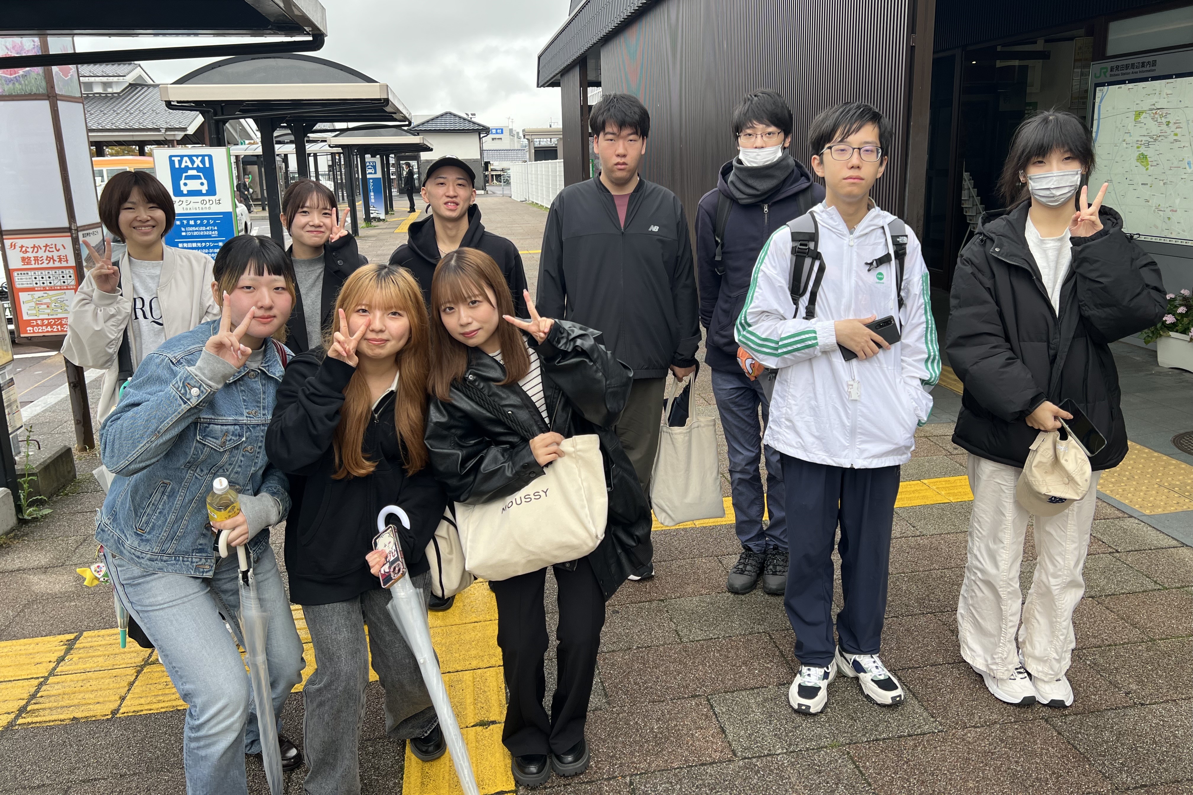 ゼミごとに新発田市内を散策しました