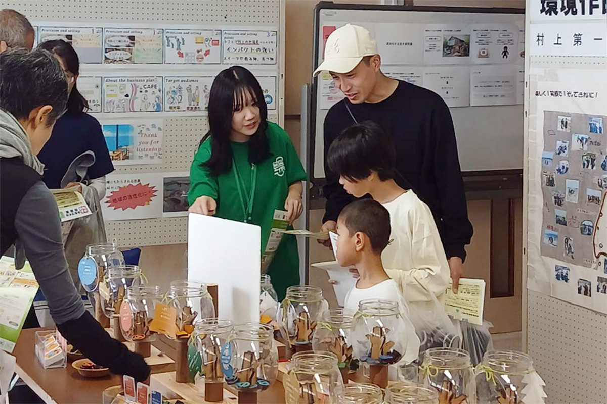 皆さんの環境保全の活動がどのような成果を生み出しているのかを説明しました