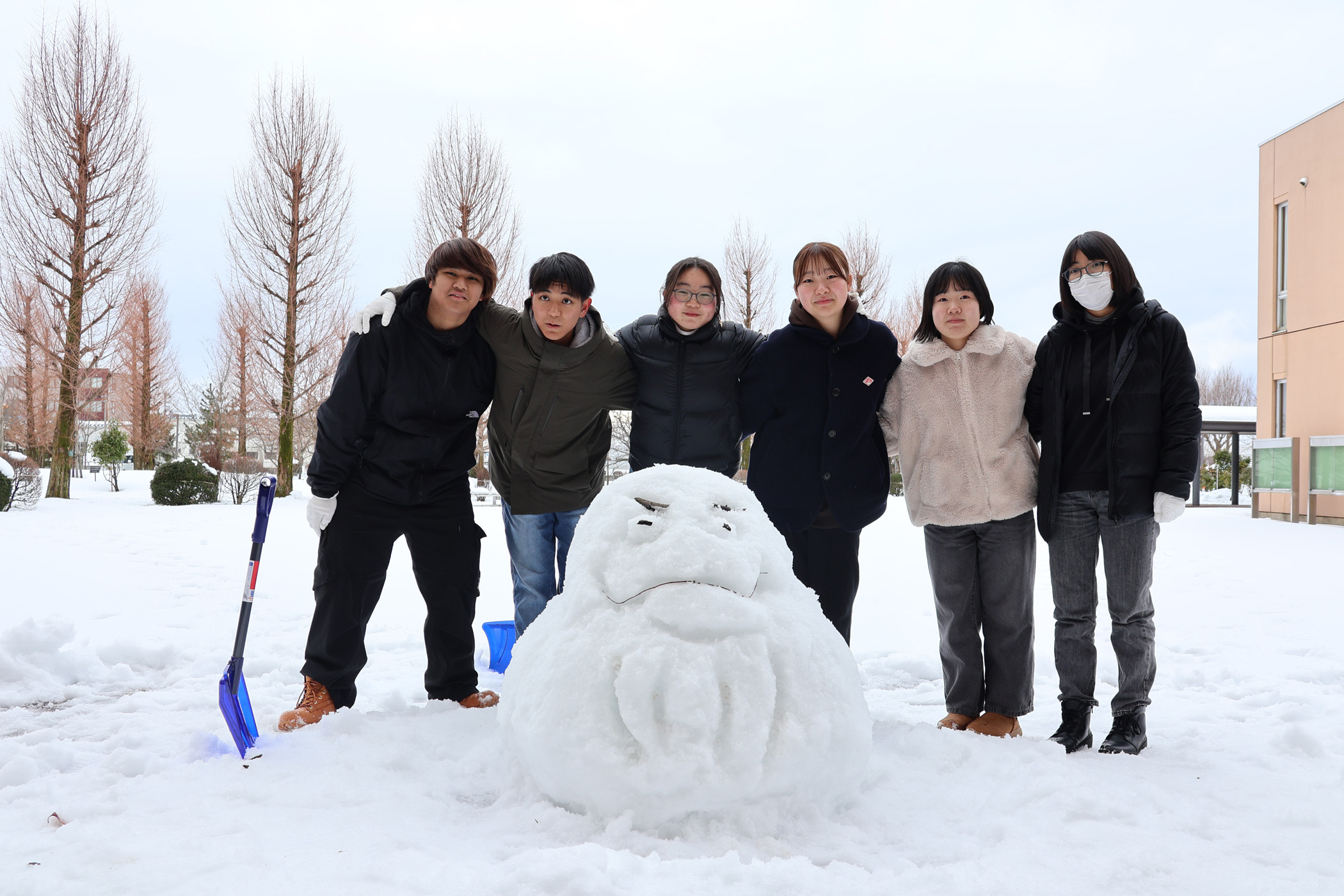 受験生を応援!新年縁起のよいダルマ