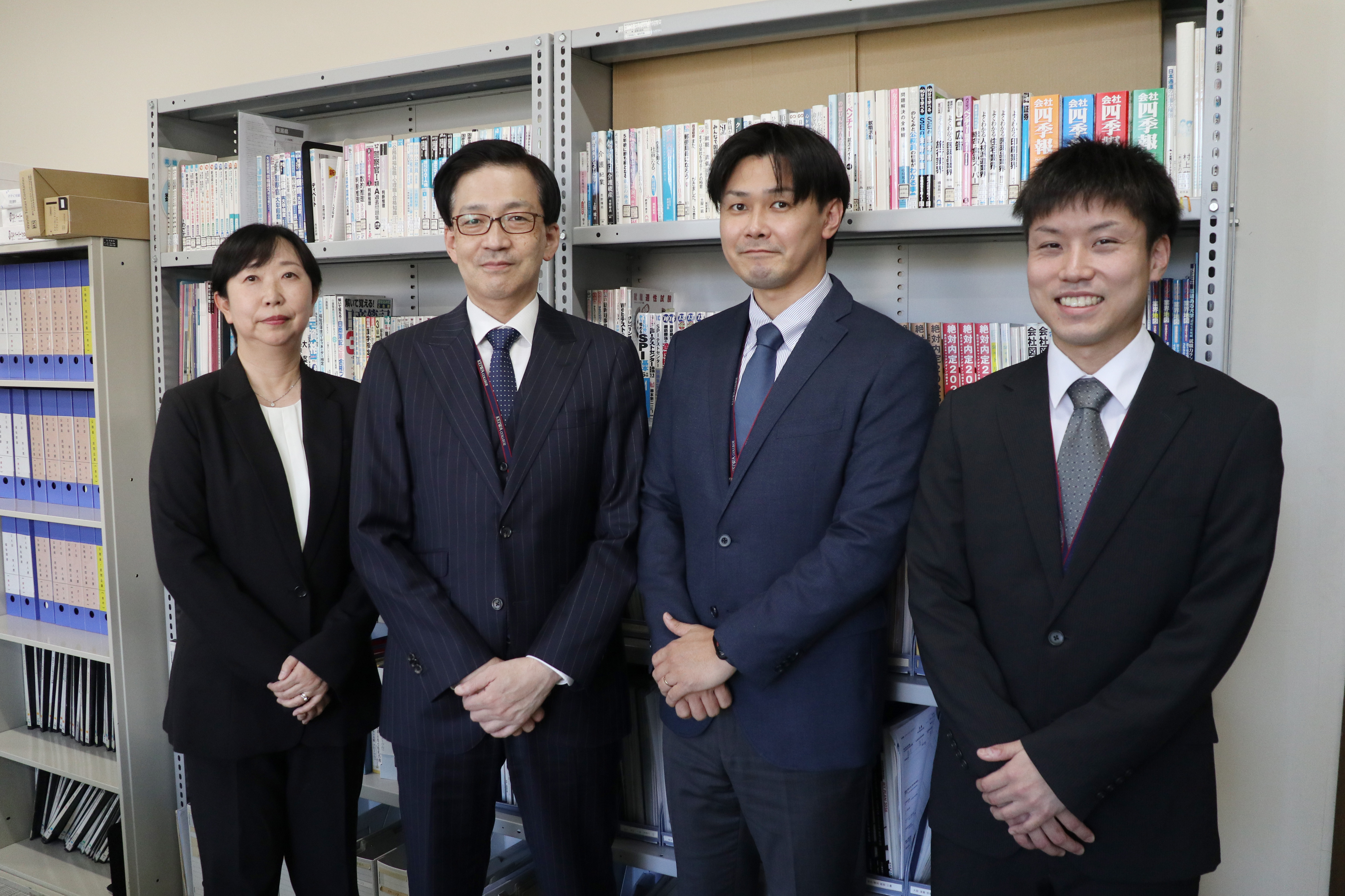 公私ともにサポートをしてくださる、キャリアサポート課の先輩職員の皆さん